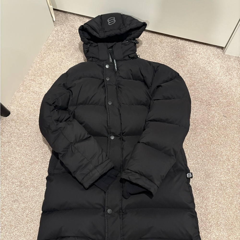 ❗️SOLD❗️Aritzia super puff mid length down puffer jacket